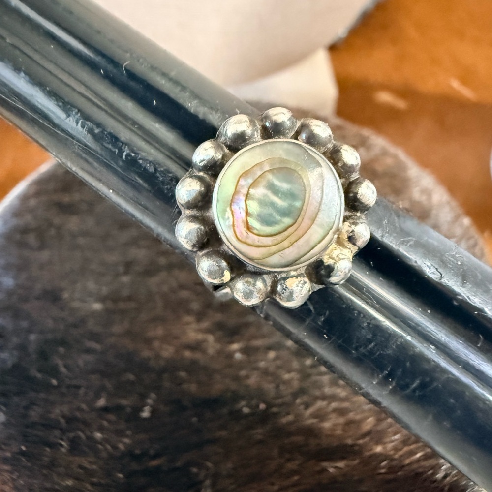 925, Silver Taxco, Mexico, Vintage Abalone Shell Ring